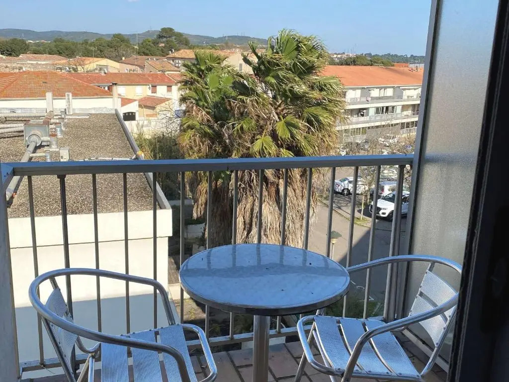 Appartement Balaruc-les-Bains, 1 pièce, 2 personnes - FR-1-553-60
