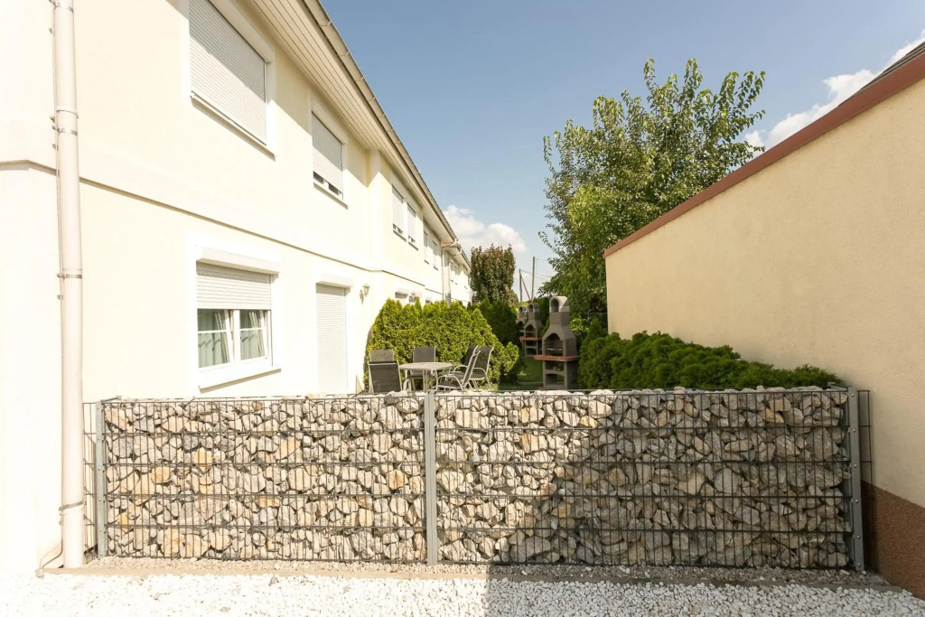 Studio Apartment Lehen 2
