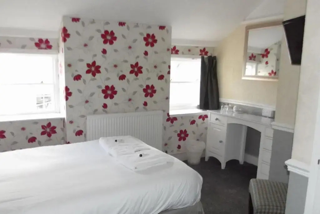 The Liverpool Arms Hotel