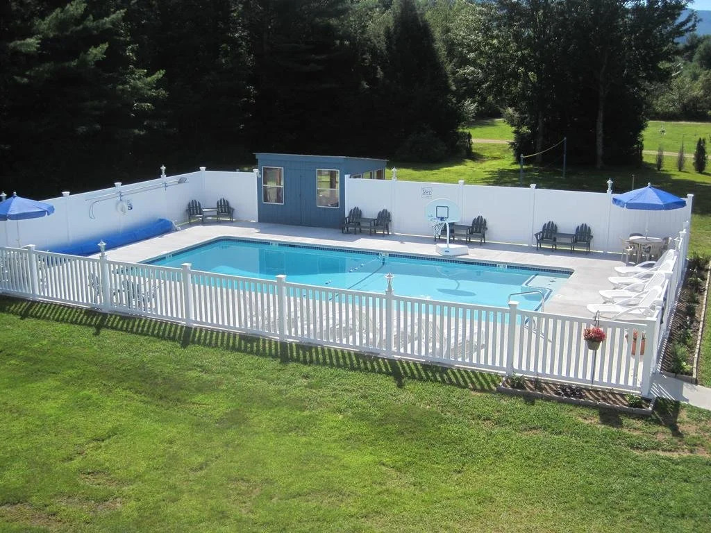North Colony Motel and Cottages