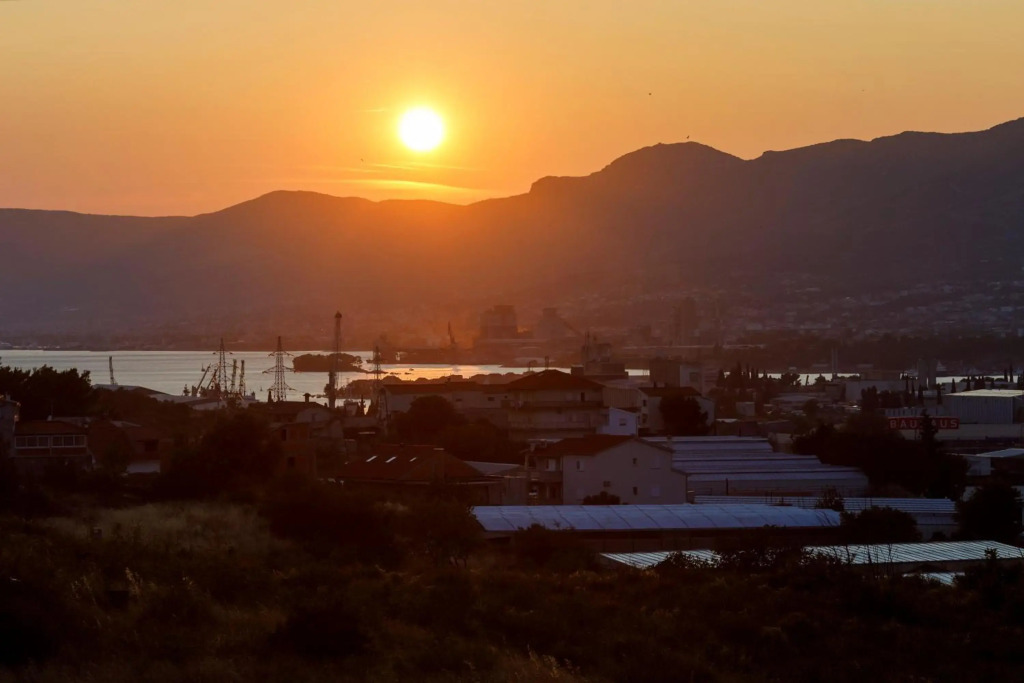 Luxury villa Stocia Split with swimming pool, sauna and jacuzzi in a peaceful location in Split