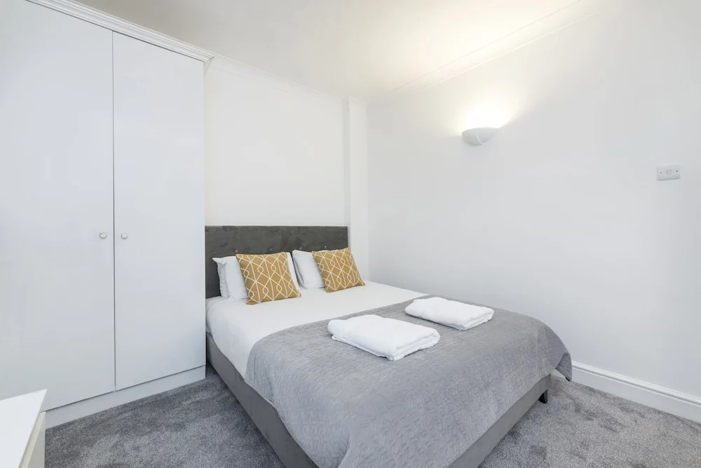 Delightful Duplex 3 Bedroom Apartment in Central London by Oxford st