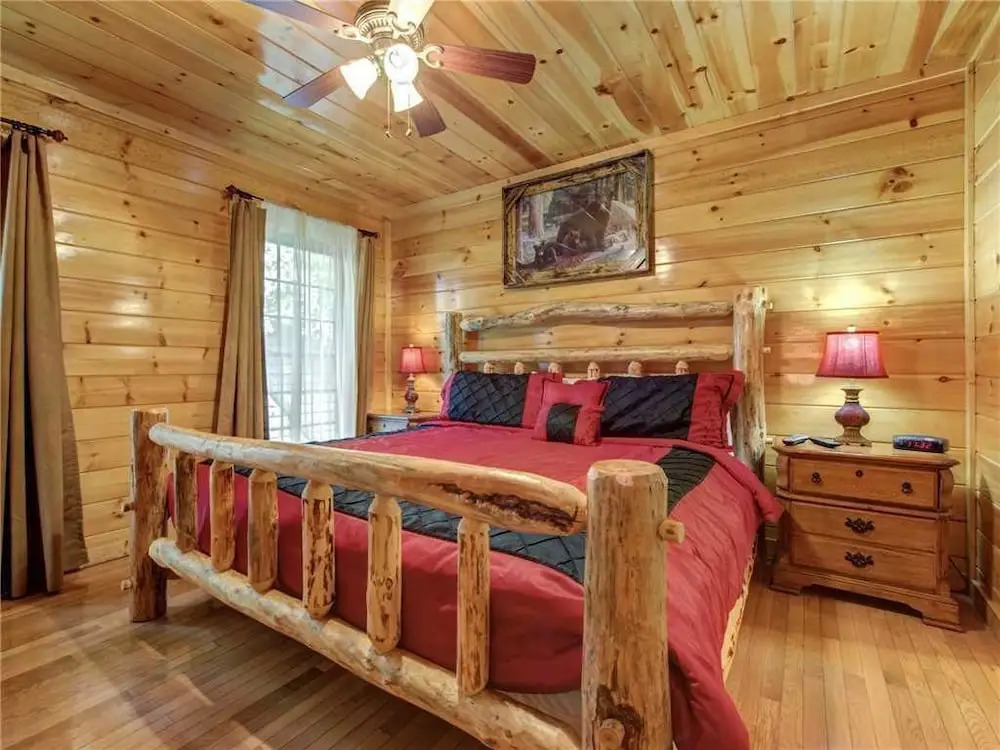 Love Shack - One Bedroom Cabin