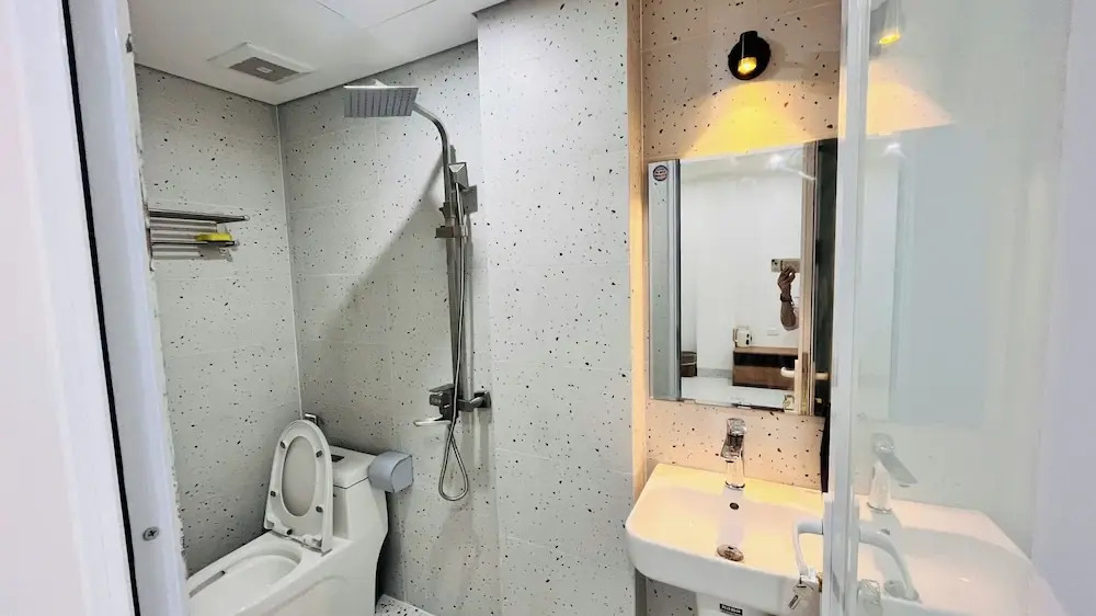 Era Apartment Lang Ha