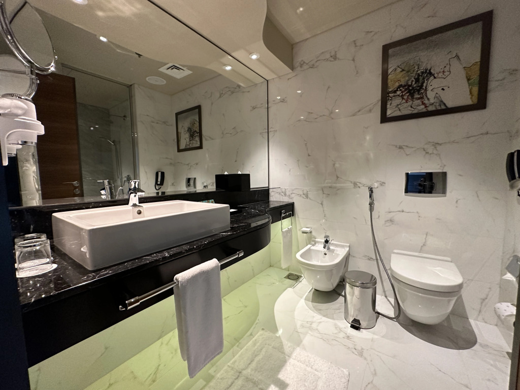 Курортный отель The Art Hotel & Resort