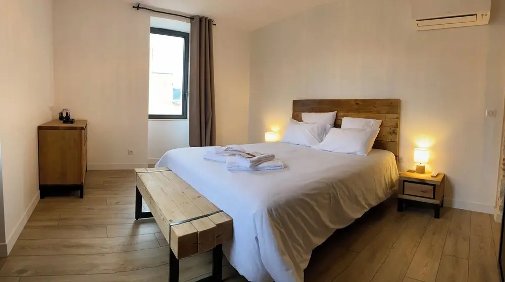 La Bellours Maison d Hôtes avec Piscine