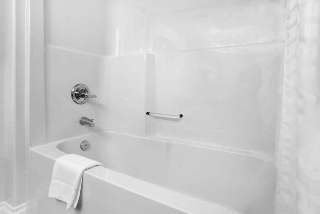 Holiday Inn Victoria - Elk Lake by IHG