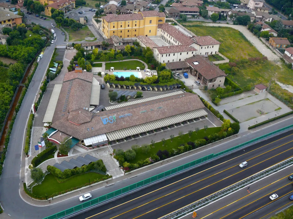 Vips Motel Luxury Accommodation & Spa