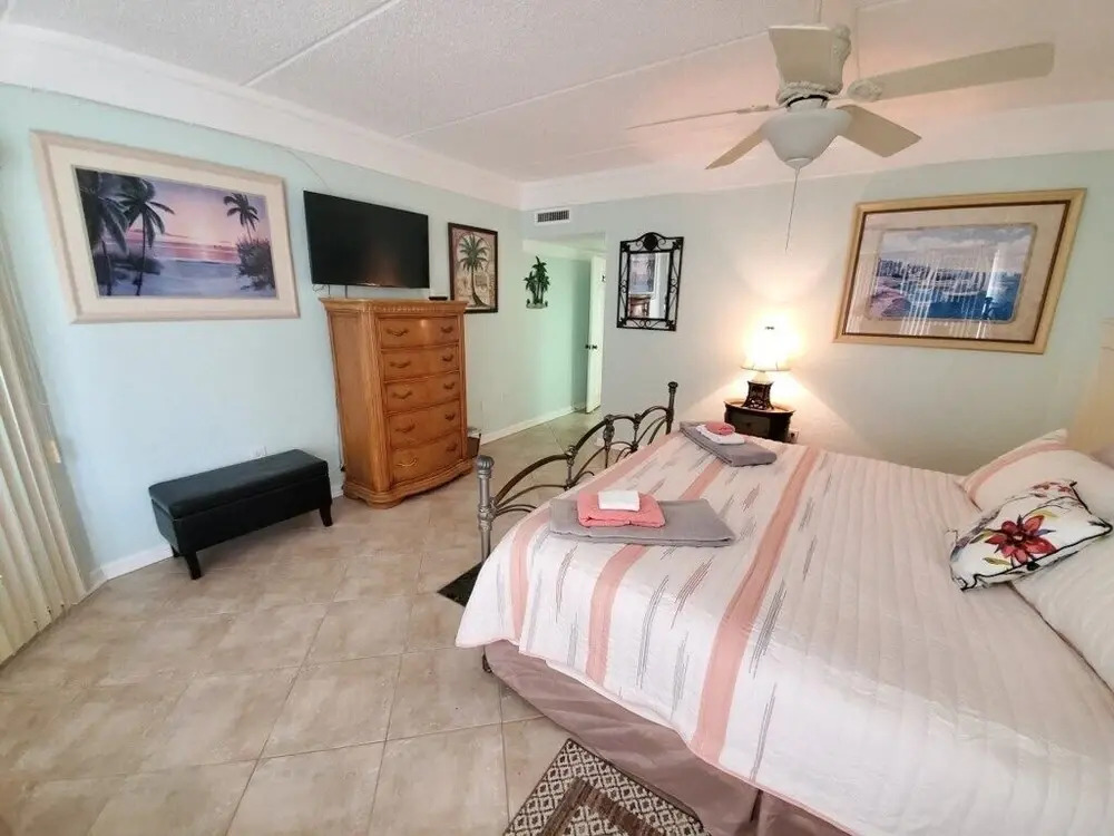 Island House B107