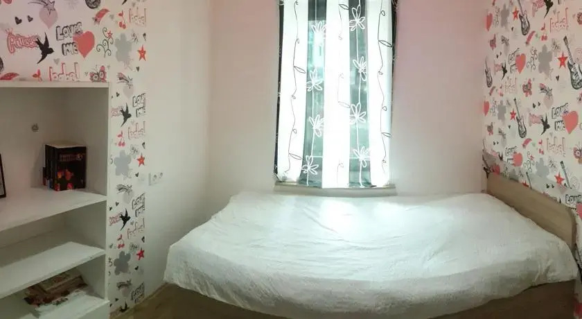 Apartment on Alexander Griboedov 16
