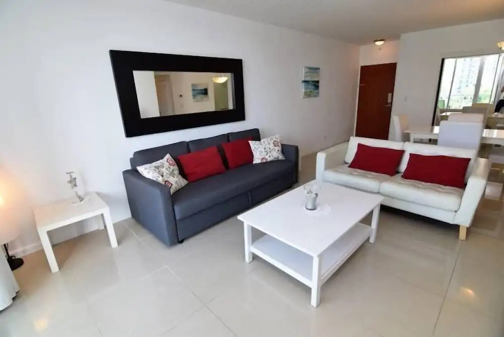 Hallandale Condo, Partial Ocean View Direct Beach and Pool Access Hollywood Beach
