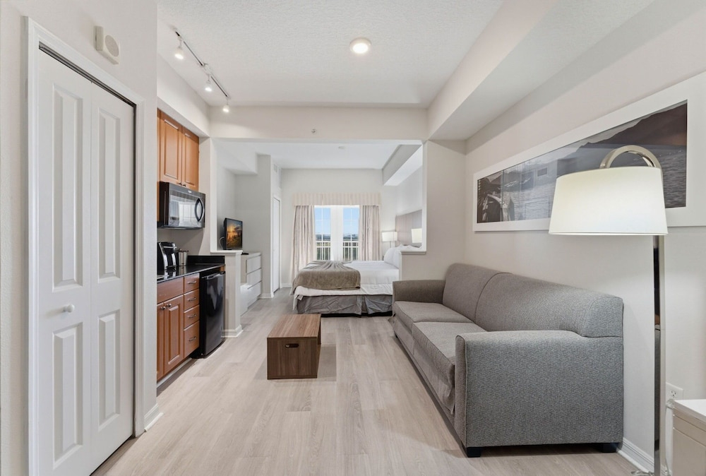 Family 2-bedroom Suite in Prime Orlando Location