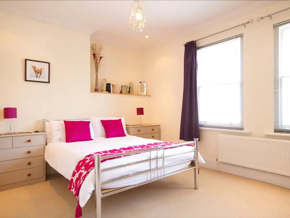 Devonshire House Holiday Flats