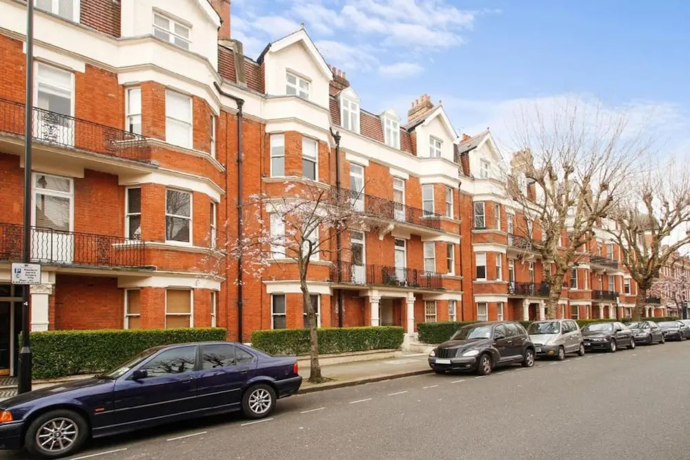 Two Bedroom House With Garden In Maida Vale