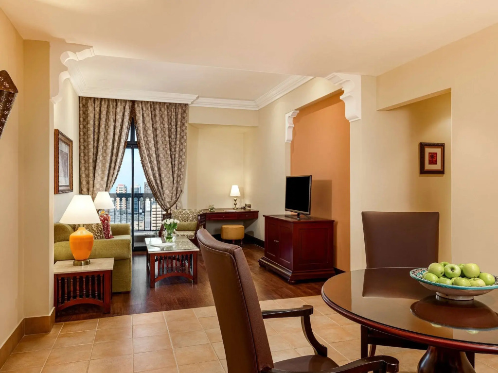 Mercure Grand Hotel Seef - All Suites
