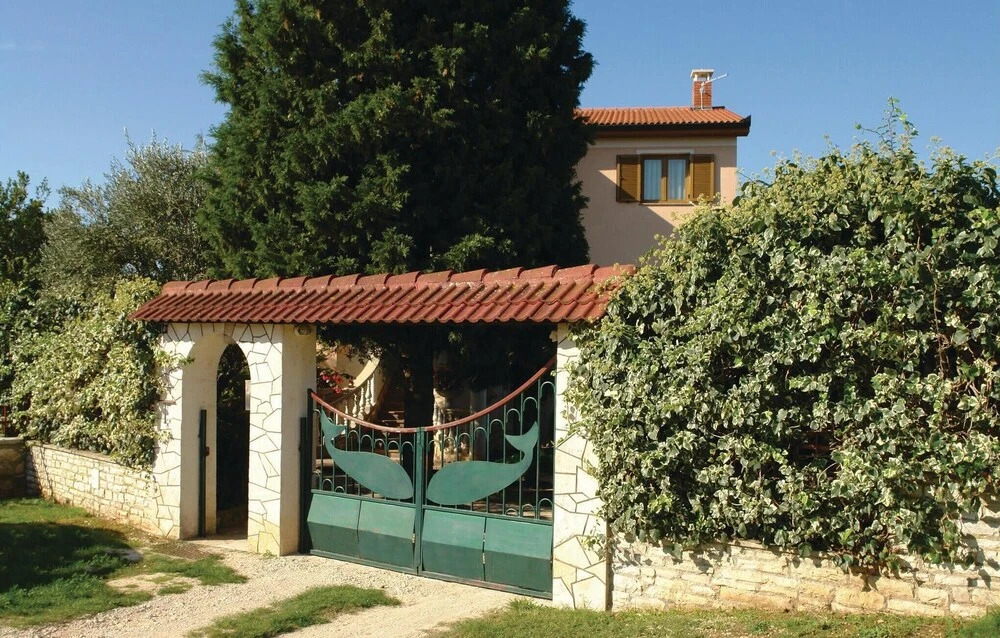 Awesome Apartment in Vodnjan With 2 Bedrooms and Outdoor Swimming Pool