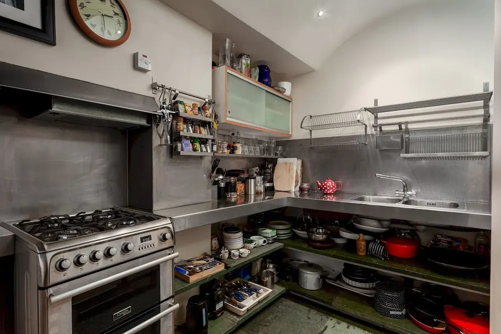 Light And Comfortable Hammersmith Home Ssq
