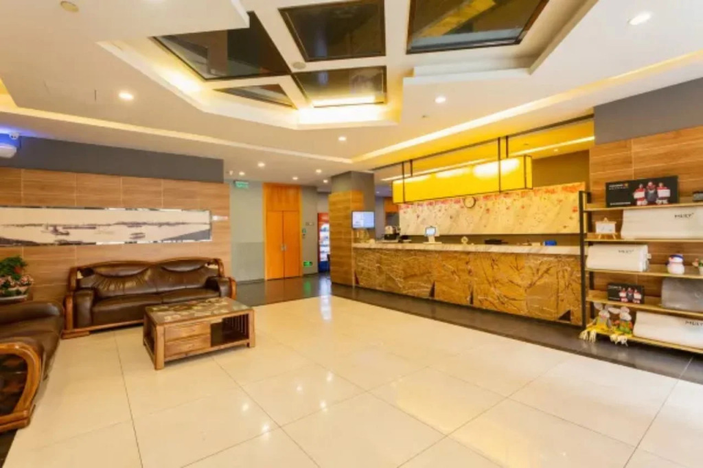 Jinjiang Inn Select Wuhan International Expo Center Maying Road Metro Station