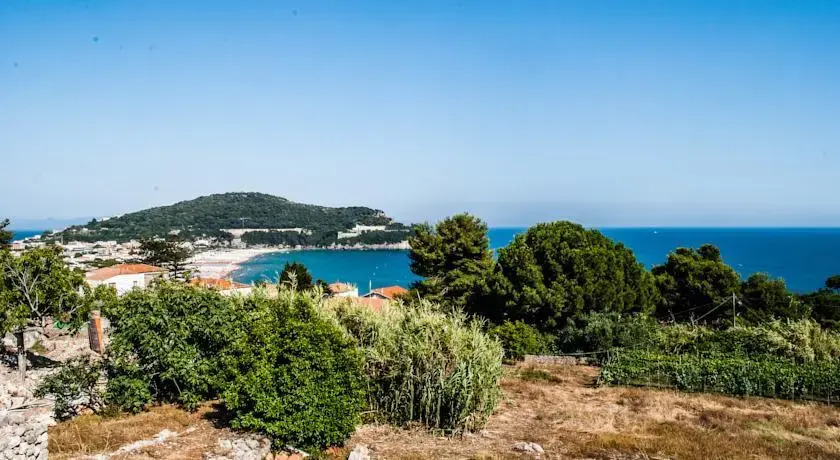 Un Letto A Gaeta