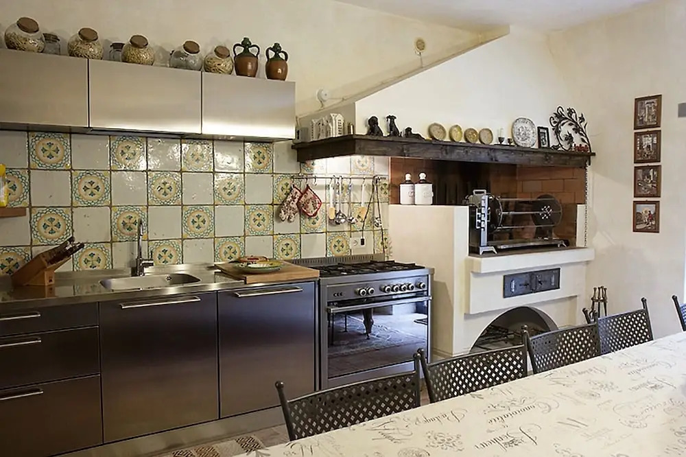 Villa Close to Florence, Hot Tub & Breathtaking View