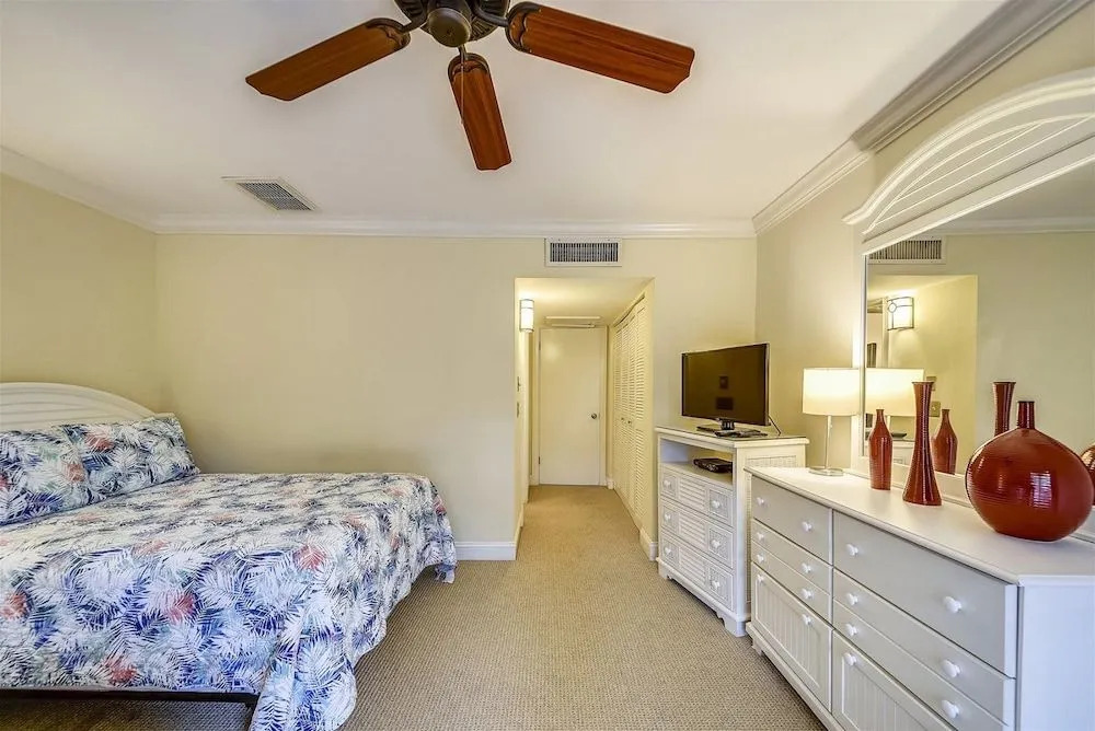 Ocean Cove 835
