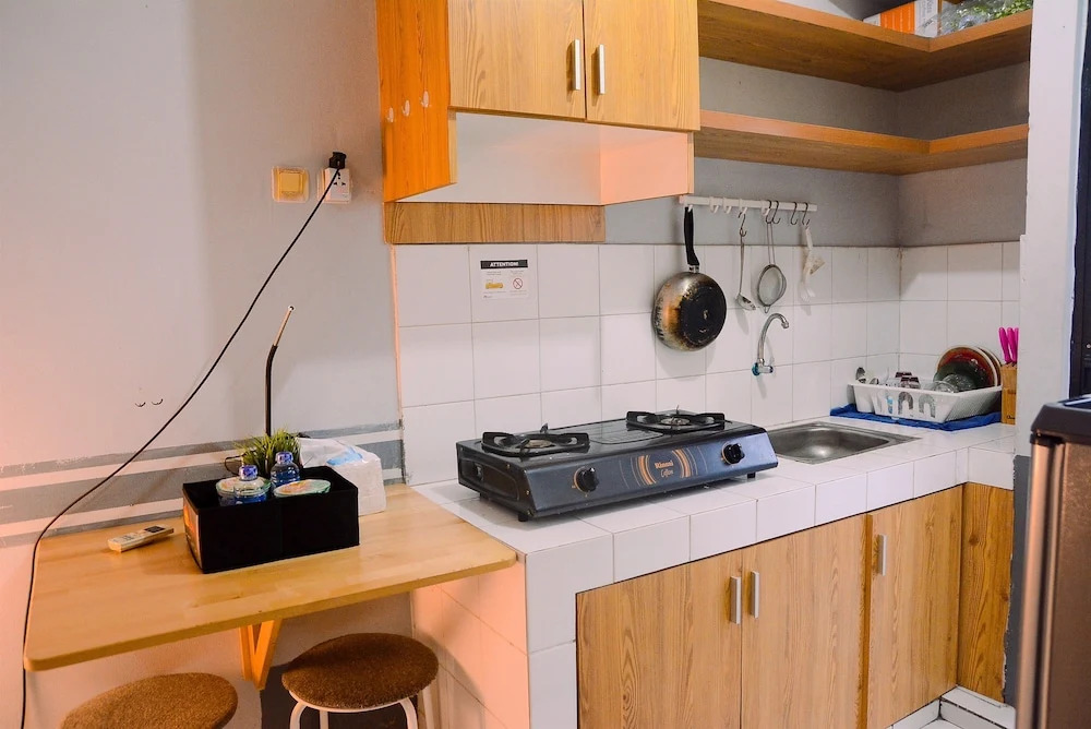 Strategic Studio Apartment at Casablanca East