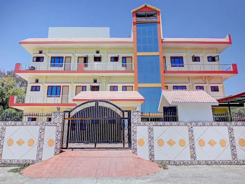 OYO Home 37509 Elegant Stay Jhajra Dehradun