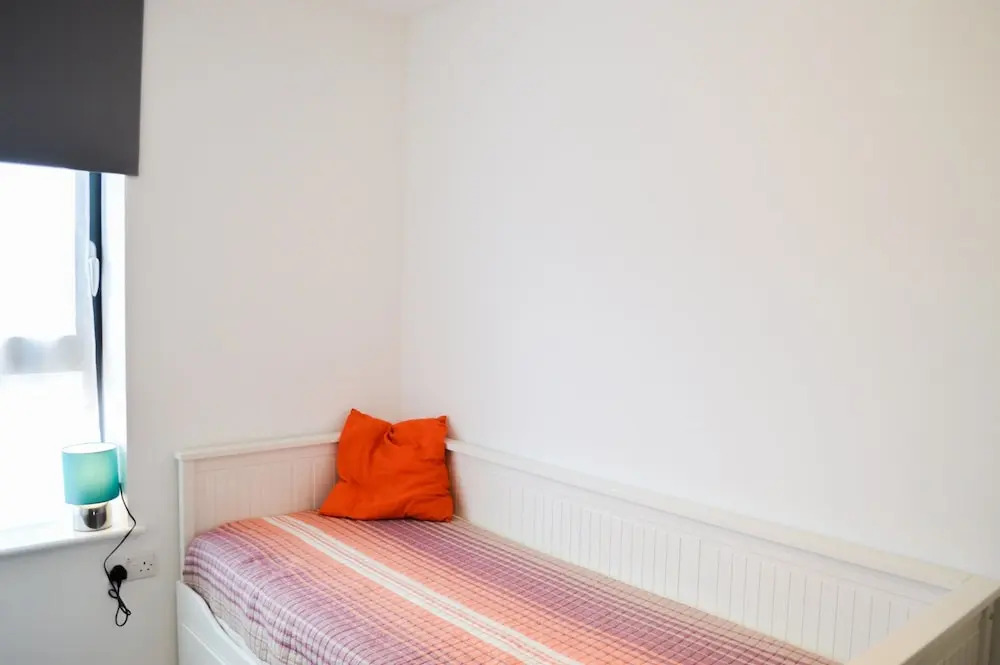 Spacious 2 Bedroom Home