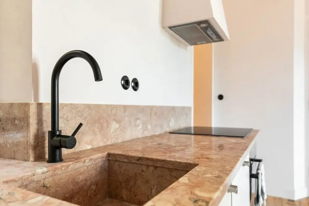 Design Spacious 2bd, 5mins From Lx Factory!