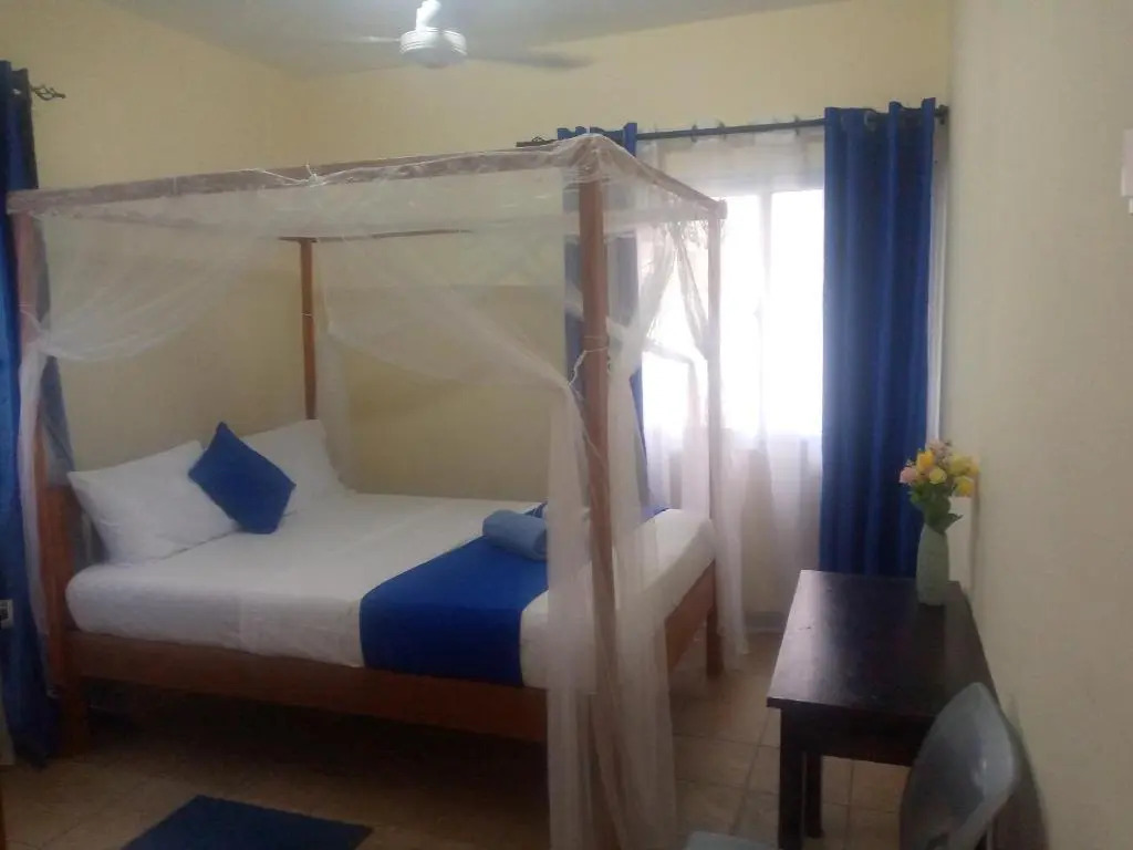 Elite Luxurious Home. 3 bedroom fully furnished.