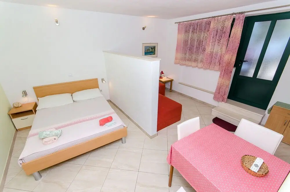 Apartments Tonci