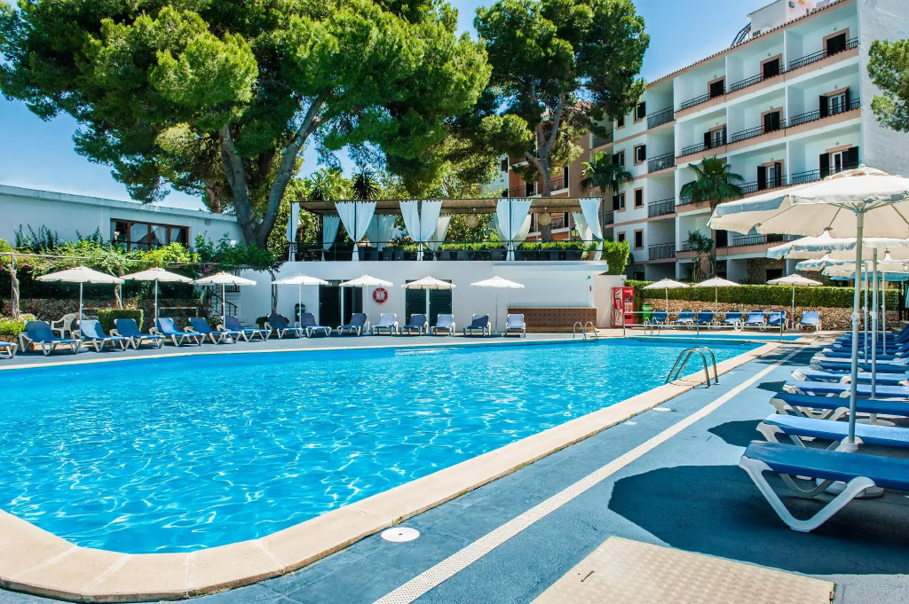 Hotel Cala Murada