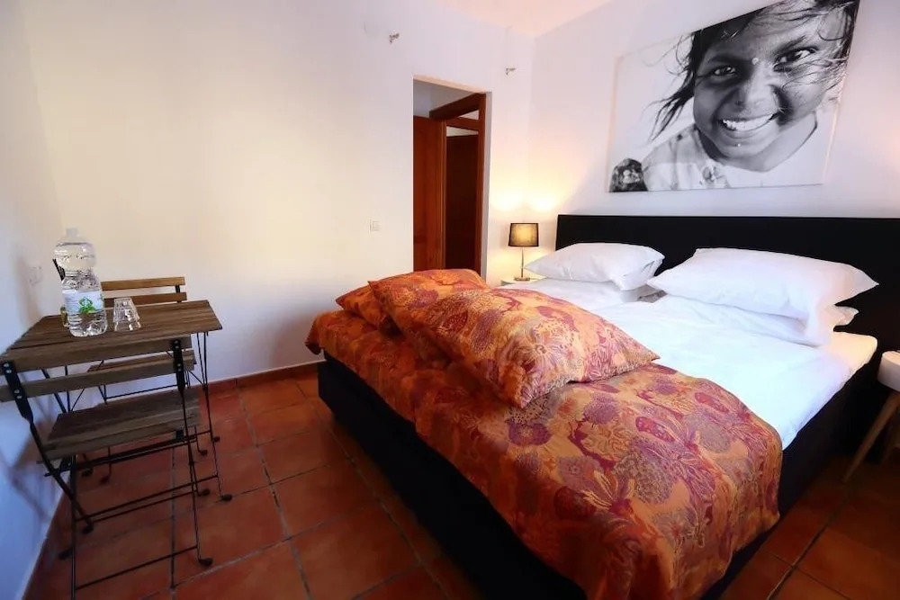 B&B Casaluthel