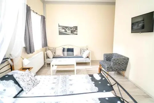 Studio Krajiška ul.
