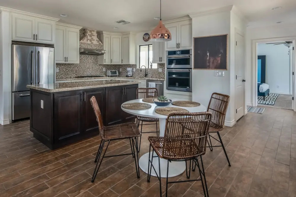 3BR Home - Private Pool - Garage by WanderJaunt