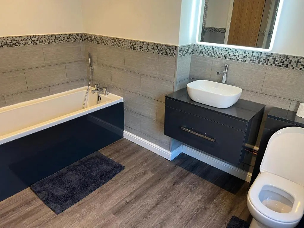 Superb 2 bed Apartment Great Location
