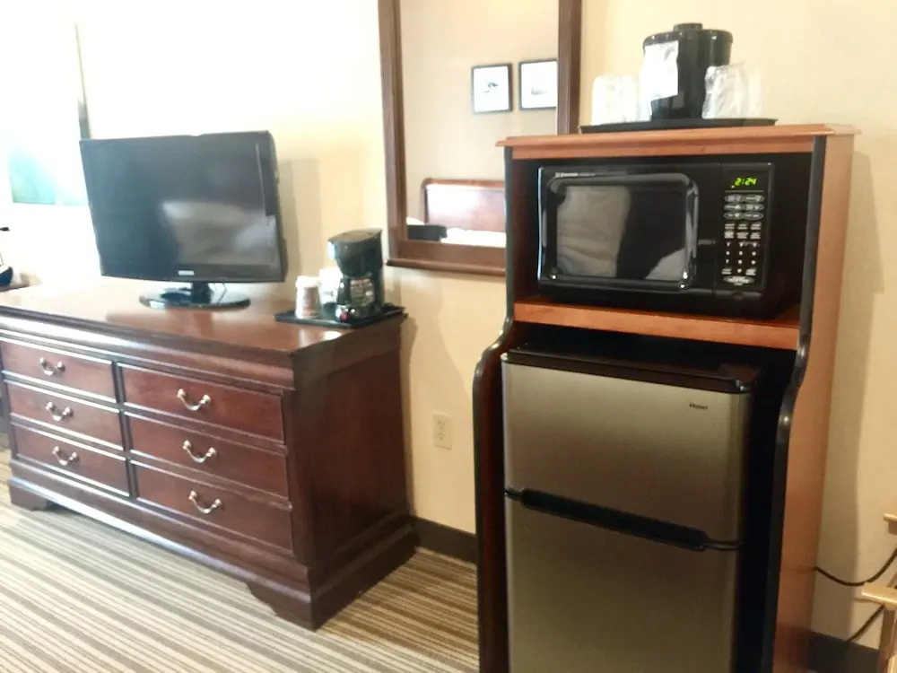 Country Inn & Suites by Radisson, Bel Air-Aberdeen, MD
