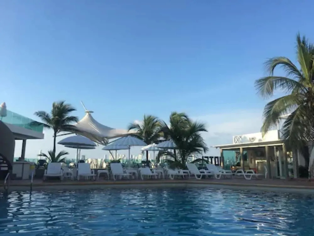 Hotel Tropical Inn
