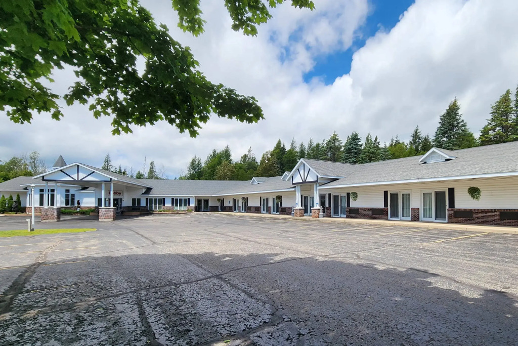 Econo Lodge Lakeshore