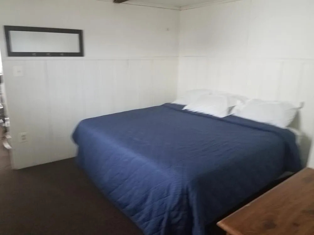 Nautical Motel