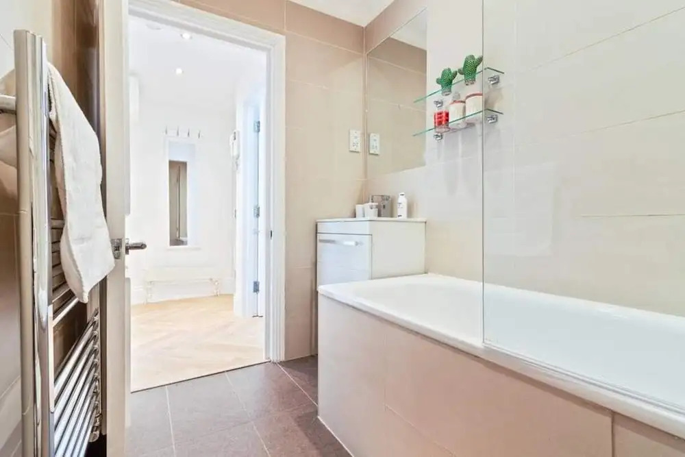 Splendid, Design 1 Bed apt in Hampstead