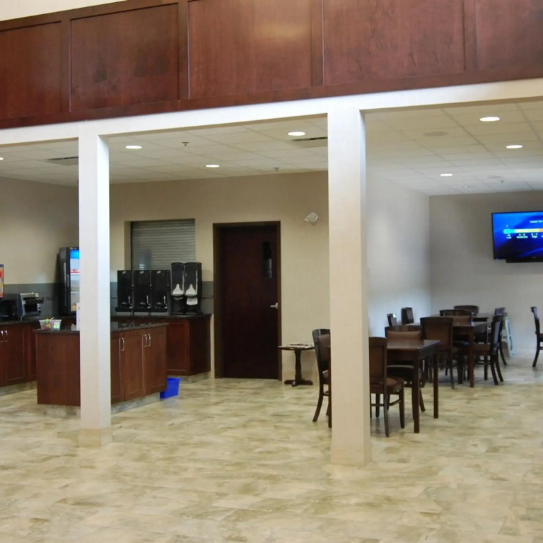 Cobble Creek Lodge