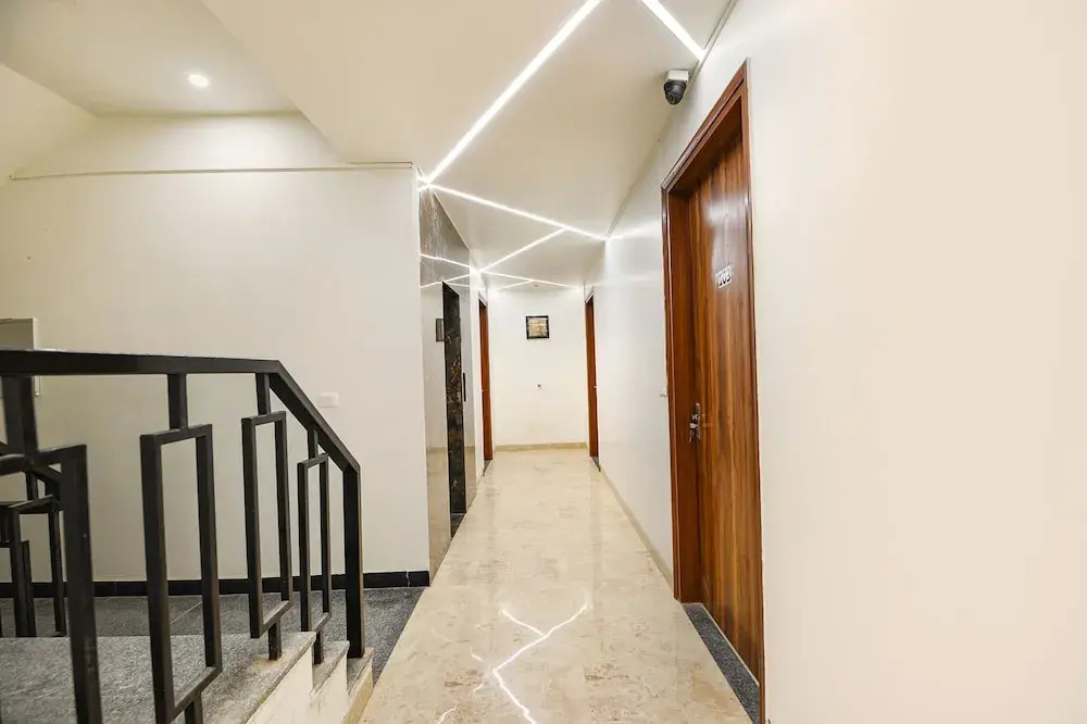 FabHotel RaceCourse 57