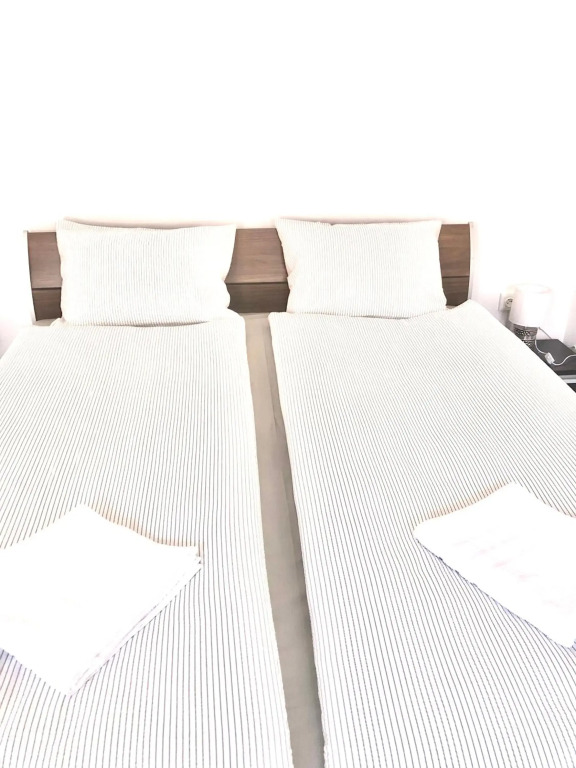 SMART GuestHouse