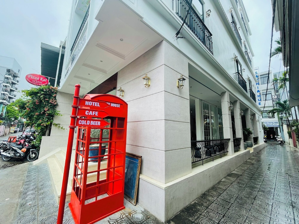 Amy Hotel And Apartment Hue