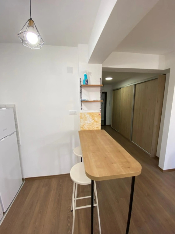 Kostas Duplex
