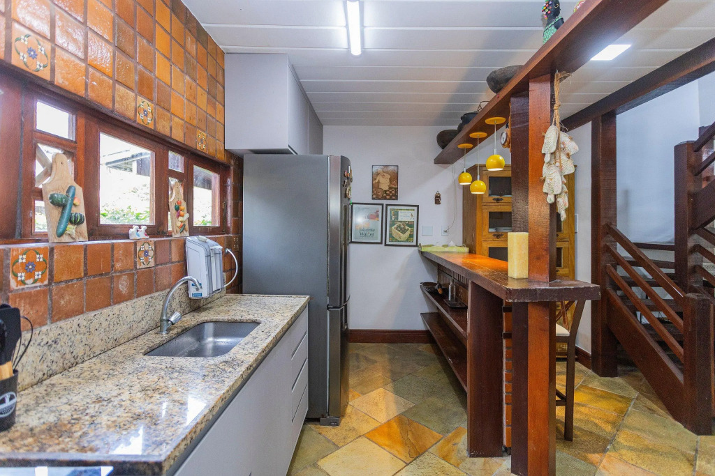 Casa De Praia Em Búzios Com área Gourmet | Vf 20