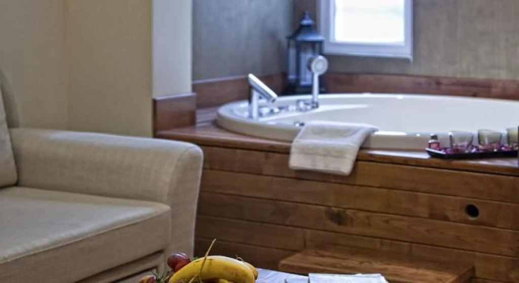 Triada Residence Suites and Apart Hotel