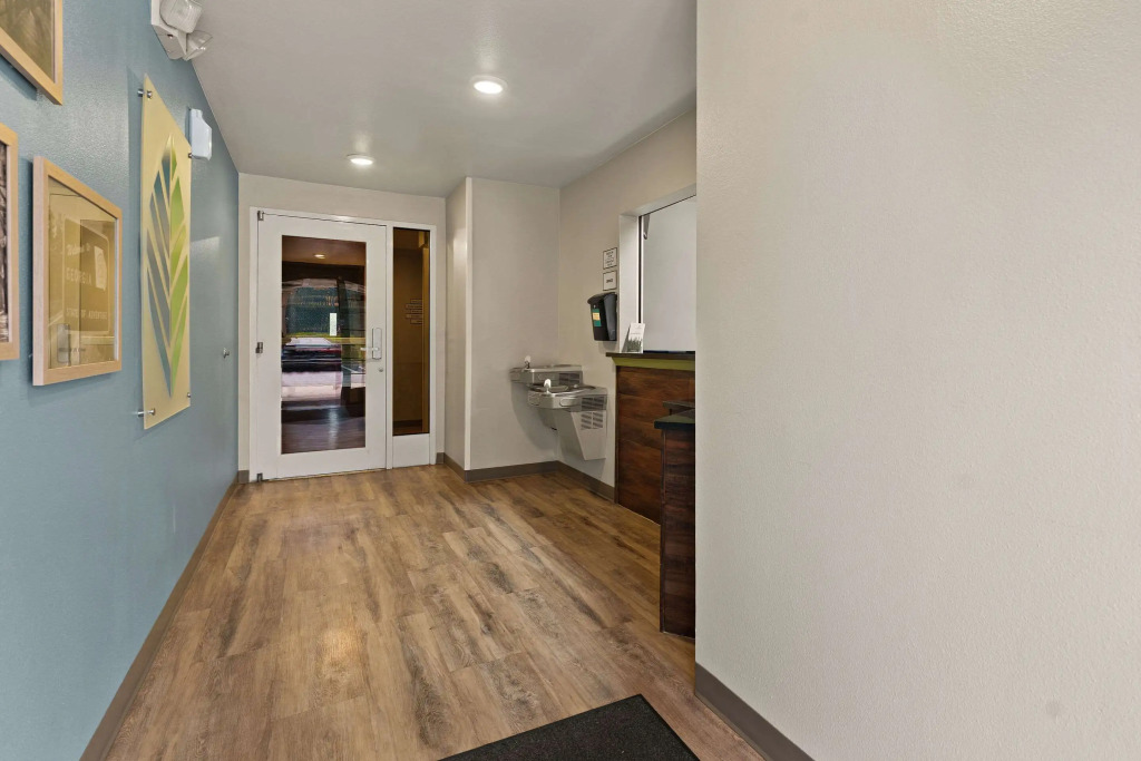 WoodSpring Suites Macon North