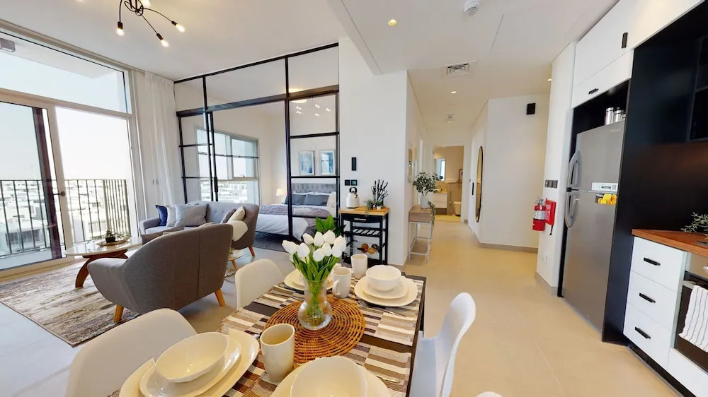 SuperHost - High-End apartment With Burj Khalifa Glimpse